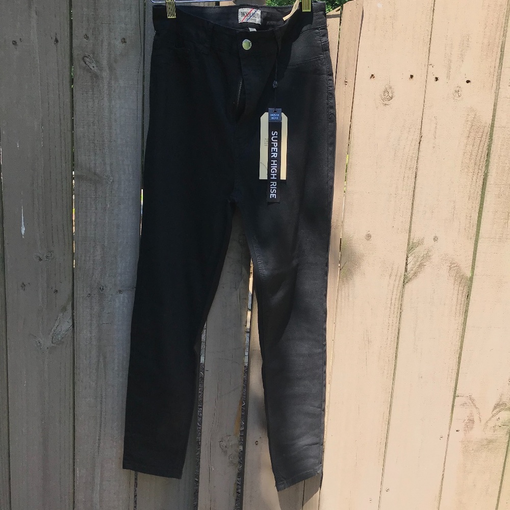 High Rise Black Skinny Jean